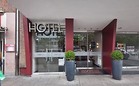 Hotel Savoy